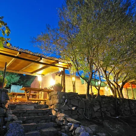 Agriturismo Stazzi La China Farm stay *